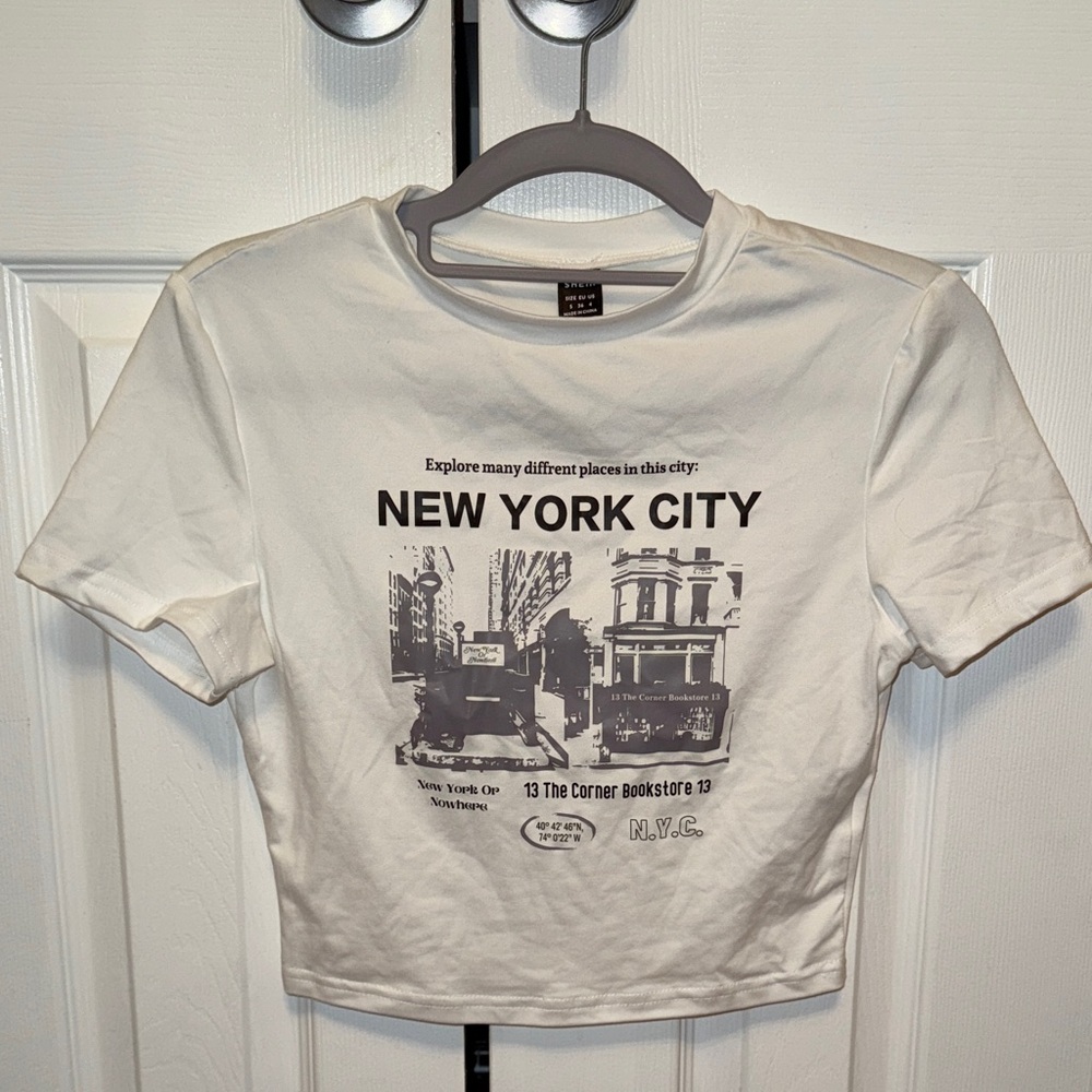 New York City Graphic Crop Top
